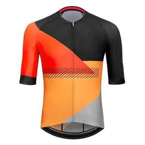Nouvelles chemises de cyclisme à manches courtes personnalisées, imprimées numériquement, fabricant sur mesure d'uniformes de cyclisme - Product Image 1