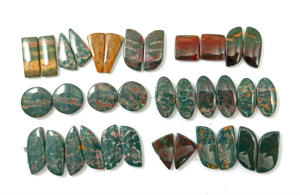 Radha Arts - Juego de Collar y Pendientes de Piedras Preciosas de Heliotropio Natural de Alta Calidad, Formas Mixtas, Rojo y Verde, Piedras Preciosas Sueltas con Propiedades Curativas - Product Image 3