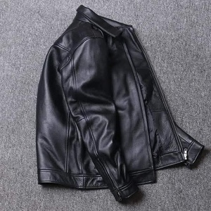 Veste en cuir noir de haute qualité pour hommes, très élégante et stylée - Product Image 2