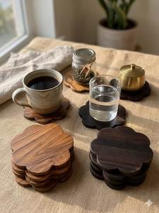 Ensemble de sous-verres en bois faits à la main, sous-verres carrés en bois, design chinois traditionnel, tapis et coussinets antidérapants - Product Image 5