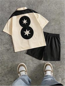 Conjunto deportivo para hombre con camiseta gráfica con cremallera y pantalones cortos, conjunto deportivo de dos piezas, ropa urbana - Product Image 2