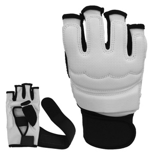 ราคาขายส่ง ถุงมือ MMA รุ่นใหม่ ราคาถูก ถุงมือ MMA ป้องกันข้อมืออย่างมืออาชีพ ถุงมือ MMA ขายดี - Product Image 1