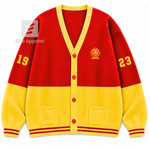 Sweat-shirt universitaire respirant personnalisé NSPDK Sorority avec logo brodé sur le devant, rouge et or, décontracté, manches longues, pour femme - Product Image 1