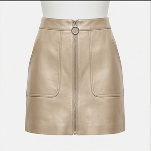 Jupe crayon mini en similicuir taille haute pour femme avec fermeture éclair sur le devant, couleur unie, design minimaliste, à porter toute l'année - Product Image 1