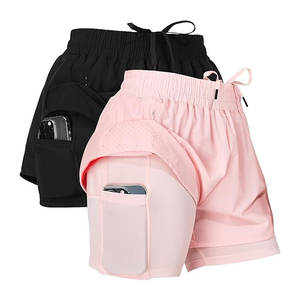 Shorts de sport pour femmes, lot de 2, shorts de compression en nylon haute performance avec doublure intégrée pour la course à pied, le yoga et l'entraînement - Product Image 5