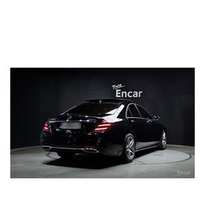 Mercedes-Benz S350 d 4MATIC AMG Line S 2020 con 84,751 km, Caja de Cambios Automática, Asientos de Cuero, Volante a la Izquierda, Cámara Trasera - Product Image 2