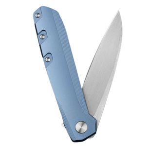 Cuchillos Plegables Modernos de Acero de Damasco con un Patrón de Hoja Distintivo, Acción de Plegado Suave y Diseño de Mango Elegante - Product Image 3