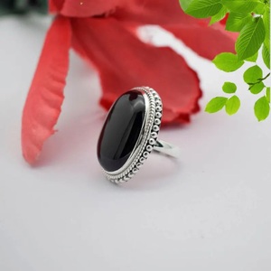 Anillo de Ónix Negro Hecho a Mano, Plata de Ley 925, Joyería Clásica con Piedras Preciosas para Mujer - Product Image 5