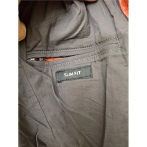 Chaqueta de Piel de Cordero Curtida en Rojo Oscuro, con Capucha Gris Desmontable y Cierre de Cremallera Completo, para Mujer - Product Image 6