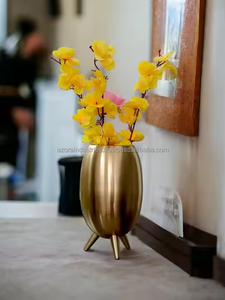 Vase de table moderne en forme ovale, finition laiton, écologique, fait à la main, pour la décoration intérieure, intérieur, extérieur, salon, balcon, Azora - Product Image 4