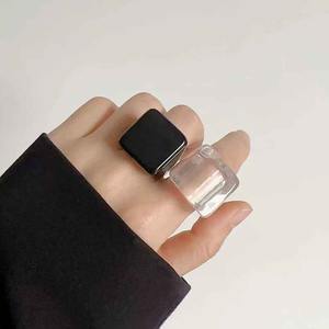 Bagues en résine faites à la main pour femmes – Bijoux de mode chics et colorés pour les fêtes, la plage et les occasions décontractées - Product Image 5