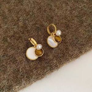 ต่างหูแฟชั่นฤดูร้อนสุดหรูหรา ดีไซน์ห้อยประดับด้วยหินตาเสือ  แบบปรับได้หลายรู  ของใหม่  เครื่องประดับแฟชั่นระดับไฮเอนด์ - Product Image 5