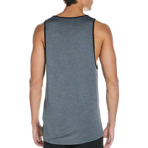 Camiseta sin mangas cómoda para hombre, diseñada para uso diario con tela suave, paneles duraderos y movimiento fácil. - Product Image 3