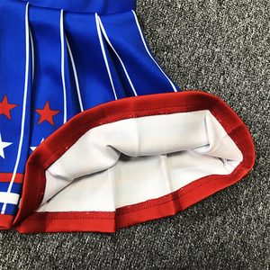 Tenue de cheerleading bleue, rouge et blanche avec imprimé étoiles, haut à col en V et jupe plissée pour les spectacles des équipes de cheerleading, uniformes pour femmes - Product Image 3