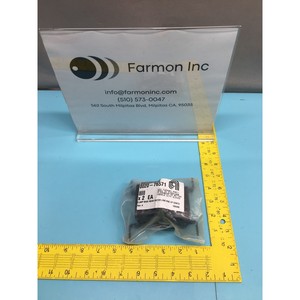 AMAT 0020-76571 Abrazadera, Base Trasera para Línea de Agua FAC - Equipo y Piezas de Semiconductores de Confianza Global - Product Image 2