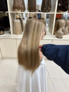 Venta de Fábrica al por Mayor: Cabello Humano Virgen Chino con Encaje Frontal HD Transparente, Largo, Pequeño, Mediano, Grande, 150% de Densidad, Razer - Product Image 5