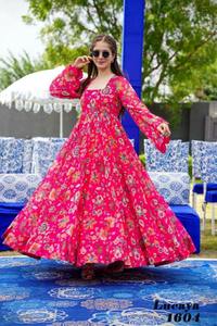 Hermoso Vestido Anarkali de Diseño Indio-Pakistaní en Tela Georgette con Bordado Elegante para Fiestas, Bodas, Uso Casual y Tradicional para Mujeres - Product Image 3