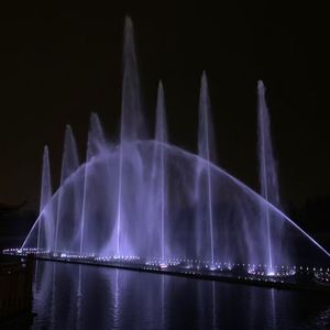 Fontaine musicale dansante carrée décorative extérieure moderne en acier inoxydable avec LED RGB personnalisées pour aménagement paysager et vue aquatique - Product Image 2