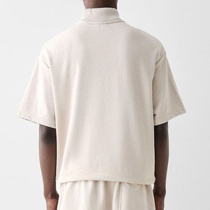Polo en tricot à manches courtes beige pour homme, décontracté, couleur unie, fermeture éclair sur le devant, coupe classique - Product Image 2