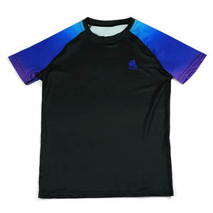 Camiseta de Compresión para Hombre, Transpirable, de Manga Corta, para Entrenamiento y Deportes de Combate MMA - Product Image 1