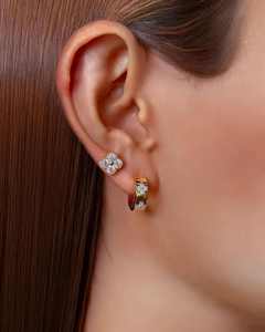 Pendientes de Aro con Doble Trébol y Diamantes Cultivados en Laboratorio para Mujer, Oro Sólido de 14K, Joyería Floral Elegante, Regalo para Novia, Boda u Ocasiones Especiales - Product Image 3