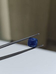 Piedra Preciosa Natural de Zafiro Azul Cuadrado de 5.35 ct de Primera Calidad para Joyería - Product Image 5