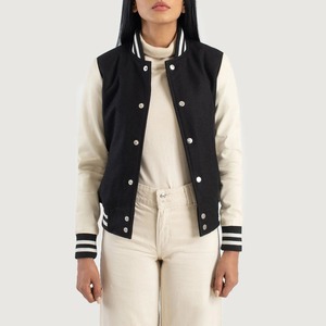 Blouson universitaire pour femme noir avec manches crème, fermeture boutonnée, col montant, idéal pour l'automne - Product Image 1