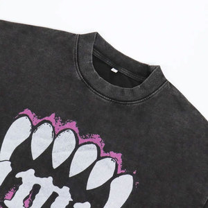 Camiseta Premium de Hombre Holgada con Estampado de Calavera y Lavado Ácido, Estilo Urbano, Venta al por Mayor OEM - Product Image 3