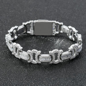 Bracelet Hip Hop de Luxe de Qualité Supérieure avec Diamants Moissanite VVS Brillants et Argent 925 Disponible à Prix d'Exportation - Product Image 3