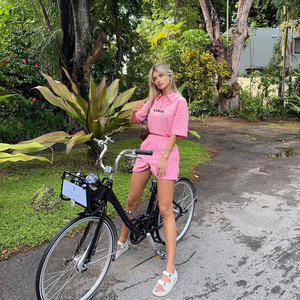 OEM/ODM ผู้ผลิตเสื้อผ้าผู้หญิง Biker สุภาพสตรีสั้น 2 ชิ้นชุดชุดซิปวาฟเฟิลเสื้อยืดและกางเกงขาสั้นชุด - Product Image 4