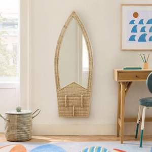 Miroir mural en forme de planche de surf, artisanal et exquis, décoré de rotin, en osier naturel, pour chambre d'enfant, accessoire mural artisanal. - Product Image 2