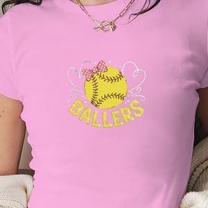 Camiseta corta de moda para mujer de softbol con lazo rosa - Product Image 2