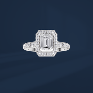 Bague de fiançailles classique en diamant taille émeraude en PT950 avec halo et diamants latéraux pour femme - Product Image 2