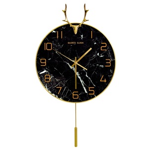 Horloge murale en métal de la plus haute qualité, idéale pour les intérieurs rustiques et contemporains, magnifiquement conçue par KHOOSI OVERSEAS. - Product Image 6