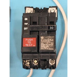 Lote de 4 GE THQL2120GFCI de General Electric, 2 Polos - Equipos y Piezas de Semiconductores de Confianza de Marca Global - Product Image 1