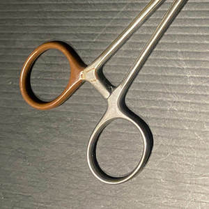 Pinzas para Reposiционar Huesos para uso hospitalario y clínico que ayudan a mantener una sujeción firme mientras se alinea el hueso por Dentavex - Product Image 3