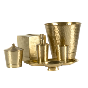 Juego de accesorios de baño de metal con patrón martillado de la más alta calidad que mejora el ambiente general de su baño. - Product Image 1