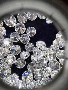 Diamantes Redondos de Corte Brillante Cultivados en Laboratorio 3.90mm 4.00mm DEF VVS VS Excelente Pulido Melee 1 Quilate Envío en 10 a 12 Días - Product Image 2