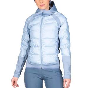 Veste matelassée ajustée pour femme, collection hiver 2026, avec doublure douce en coton/nylon, broderie, manches longues et capuche zippée - Product Image 3