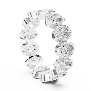Bague Éternité Unisexe en Argent 925 avec Diamants de Laboratoire Taille Poire Est-Ouest 6,40 CTW Couleur E, Bord Festonné, Bijou Cocktail - Product Image 4