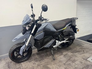 มอเตอร์ไซค์อัตโนมัติรุ่นใหม่ล่าสุด Ty125 คุณภาพสูงสุด สำหรับผู้เริ่มต้นขับขี่ 125 ซีซี รับประกัน 1 ปี พร้อมจัดส่งวันนี้ - Product Image 2