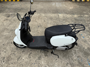 Porte-bagages arrière moderne en acier de haute qualité noir mat M-Biker pour scooter électrique VinFast Motio, support de fixation pour top case - Product Image 6