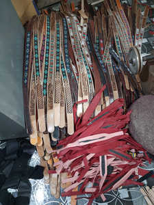 Cinturón Western Vintage de Cuero Vacuno con Pelo, Hebilla de Metal de Aleación, Diseño Cosido Personalizable Ecológico, Mejor Precio al por Mayor - Product Image 4