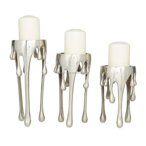 Candelabro de Cera Fundida de Aluminio Fundido de Alta Resistencia • Trio de Esculturas de Mesa Nórdicas de Lujo - Product Image 1