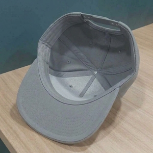 Gorra de Béisbol Estructurada de 6 Paneles Personalizada, Gorra Snapback de Golf, Fabricante de Gorras al por Mayor con Etiqueta Privada OEM ODM, MOQ Bajo - Product Image 3