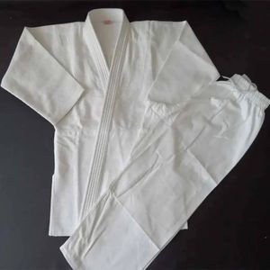 Kimono de Artes Marciales BJJ Personalizado, Uniforme de Competición, 100% Algodón, 450g, Fabricante y Proveedor OEM ODM - Product Image 3