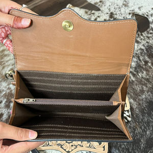 กระเป๋าคลัทช์หนังวัวแท้ลายวินเทจตะวันตกปี 2026 พร้อม RFID ป้องกันการโจรกรรมข้อมูล  ตกแต่งด้วยหินเทอร์ควอยซ์  งานแฮนด์เมด  หนังวัวแท้  สำหรับผู้หญิง - Product Image 6