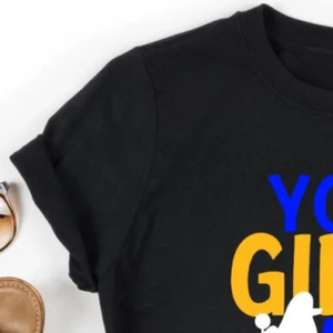 YOUR GIRLS IN RHOYAL เสื้อยืดพิมพ์ลายกราฟิกสำหรับผู้หญิง สีดำ แขนสั้น คอกลม แฟชั่นลำลอง สตรีทแวร์ แบบกำหนดเองได้ - Product Image 6