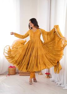 Conjunto Tradicional Étnico de Kurta/Kurti con Volantes para Mujer, Bordado con Espejos, Georgette Sintético de Secado Rápido, para Navratri, Eid y Fiestas - Product Image 2