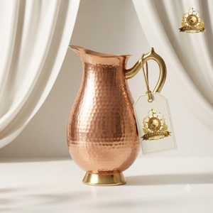 Carafe à eau en cuivre artisanale à motifs floraux en relief avec poignée, pichet vintage pour boissons, récipient à eau traditionnel pour la cuisine - Product Image 4